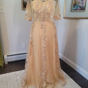 Elegant Champagne Lace Wedding Dress with Floral Appliqué